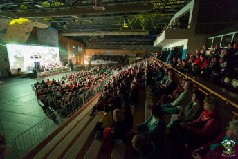 An flet'n vecer 2014