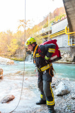 Gasilci,_GRS,_Tržiška_Bistrca,_utopljenec,_vaja-017_6D_-_MG_4399