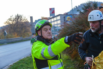 Gasilci,_GRS,_Tržiška_Bistrca,_utopljenec,_vaja-008_6D_-_MG_4325