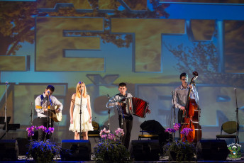 An flet'n vecer 2014